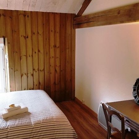 Domaine De L'Etanchet Hotel Saint-Hilaire-le-Vouhis Bagian luar foto