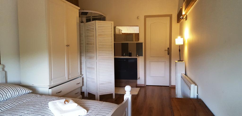 Domaine De L'Etanchet Hotel Saint-Hilaire-le-Vouhis Bagian luar foto