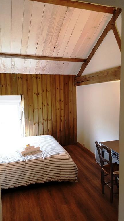 Domaine De L'Etanchet Hotel Saint-Hilaire-le-Vouhis Bagian luar foto