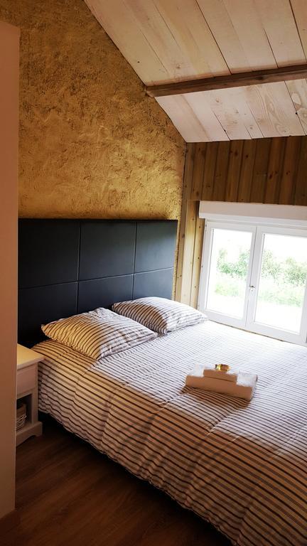 Domaine De L'Etanchet Hotel Saint-Hilaire-le-Vouhis Bagian luar foto